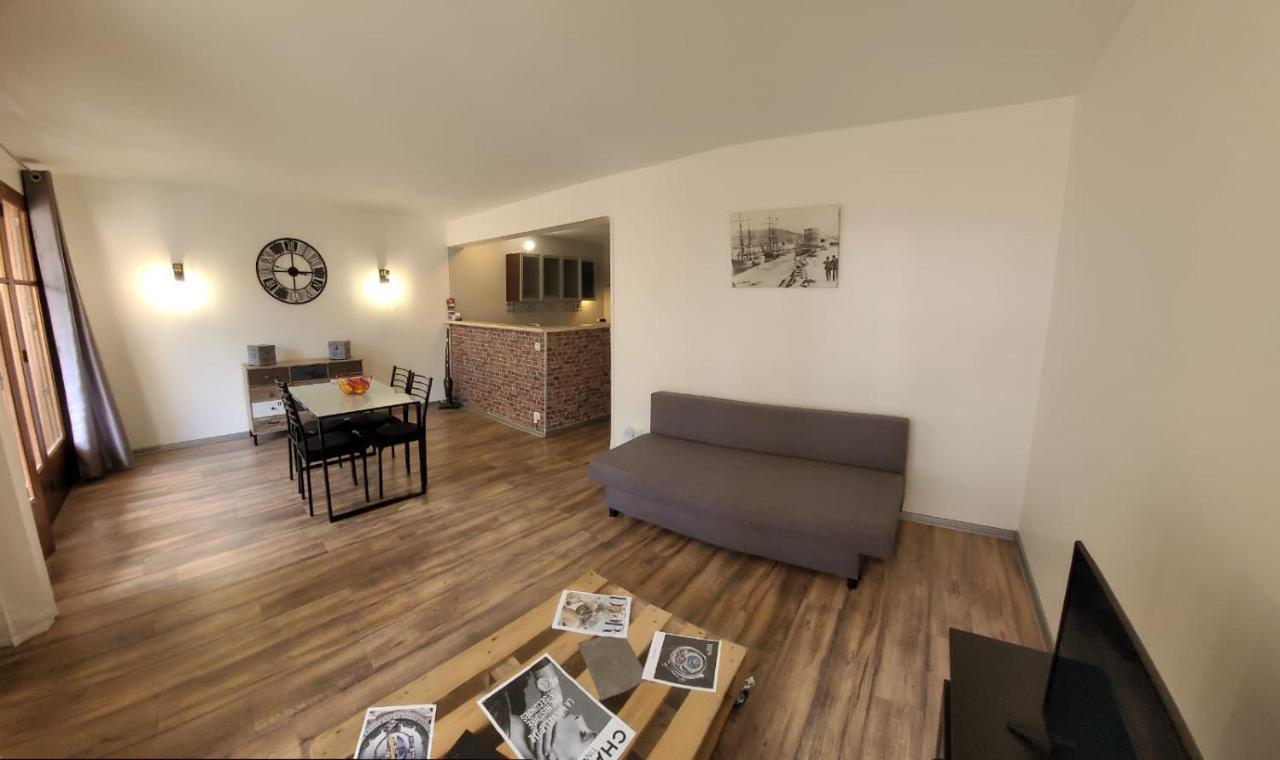 Ferienwohnung Au Calme, 200M Du Centre T2 Avec Balcon Et Parking Cassis Exterior foto