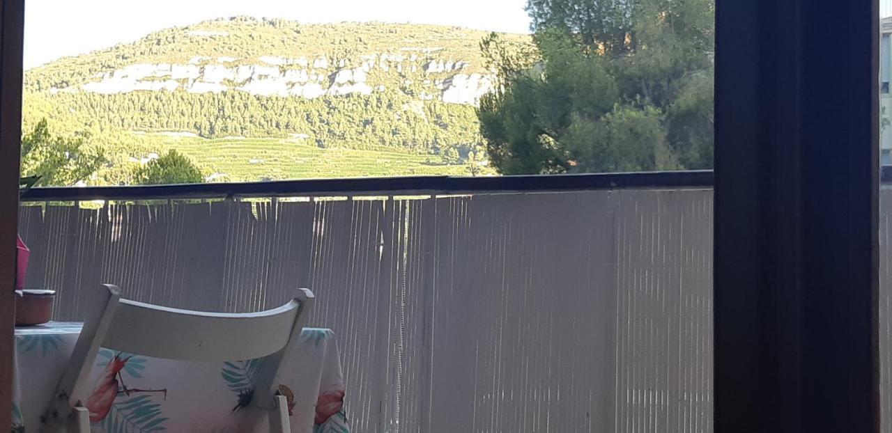 Ferienwohnung Au Calme, 200M Du Centre T2 Avec Balcon Et Parking Cassis Exterior foto
