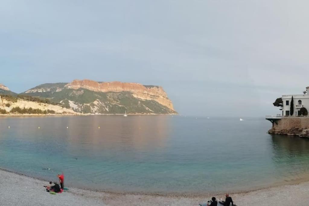 Ferienwohnung Au Calme, 200M Du Centre T2 Avec Balcon Et Parking Cassis Exterior foto